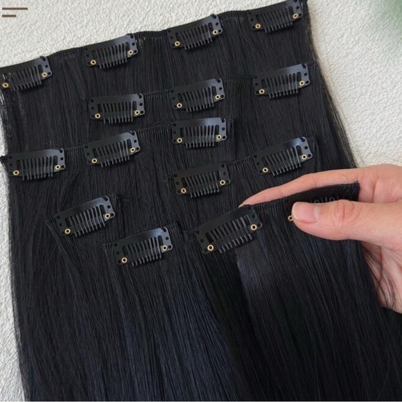 24 in Long Straight Black Clip in Hair Extensions - 7 pieces Set - Picture 6 of 16